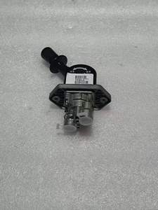 Vanne à main <span class=keywords><strong>de</strong></span> <span class=keywords><strong>frein</strong></span> pneumatique <span class=keywords><strong>de</strong></span> haute qualité 35ACC-00556 pour bus Higer - Product Image 2