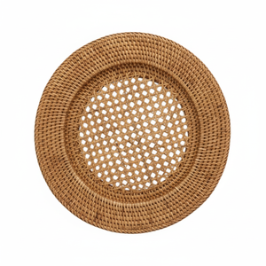 Precioso plato de ratán con estilo vintage perfecto para salones rústicos, cocinas de campo y espacios de comedor tradicionales - Product Image 1