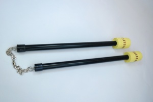 Nunchakus de Combate - Nunchaku <span class=keywords><strong>con</strong></span> Empuñadura de Silicona Antideslizante y Construcción de Aleación de Aluminio |   Estable y Ligero para Entrenamiento de Rendimiento en Condiciones de Incendio - Product Image 2