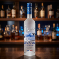 Vodka de Qualité Supérieure 70Cl – 6 Bouteilles par Carton avec un Léger Arôme de Céréales Parfaite pour la Mixologie