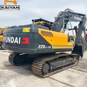 Excavatrice sur chenilles d'occasion Hyundai R220LC-9S, 22 tonnes, godet de 1 m, 600 heures, neuf roues de soutien, moteur d'origine coréen, de taille moyenne à lourde. - Product Image 4