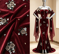 Nouveautés : Tissu en velours brodé, dentelle en mousseline, broderie de perles et de paillettes, tissus en dentelle de velours, tissu de broderie en velours