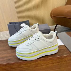 Zapatos Deportivos Retro de Plataforma de Alta Calidad, Diseño Exquisito de Marca, Estilo Clásico, Zapatos Casuales para Hombre con Diseño Acolchado para Verano - Product Image 1