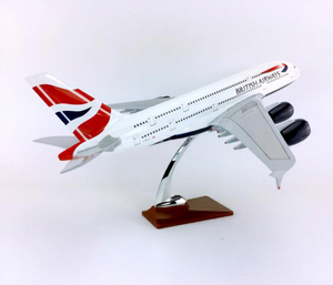 Modèle d'avion en résine moulé sous pression British Airways Airbus A380 de 45 cm 1/160 avec ailes fixes et support d'exposition - Product Image 4