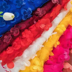 Phổ biến Tulle ren thêu vải chất lượng cao Chất liệu đám cưới Polyester Tulle Jacquard lưới vải