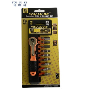 You Lu Ke Ensemble de 19 embouts et douilles à cliquet 1/4 po en acier Cr-V, kit d'outils de bricolage - Product Image 1