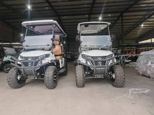 Quatre voitures de golf électriques, utilisées pour les sites touristiques et les excursions en pleine nature, avec une autonomie de 90 kilomètres - Product Image 3