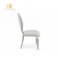 Chaise de salle à manger Louis au design moderne en bois massif de haute qualité pour la maison, le bar ou la restauration