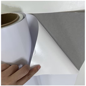 Vinilo Polimérico <span class=keywords><strong>de</strong></span> Alta Adhesión para Carreras, 4 y <span class=keywords><strong>6</strong></span> Mil, Sin Burbujas, Autoadhesivo, Material <span class=keywords><strong>de</strong></span> Impresión Duradero para Motores - Product Image 3