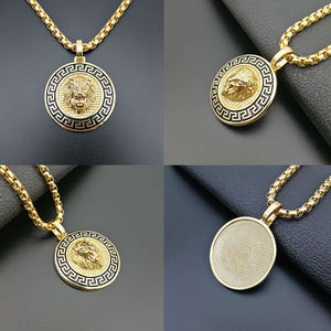 Collane con Ciondolo Leone Dorato Intagliato in Stile Europeo e Americano, Logo Personalizzabile - Product Image 3