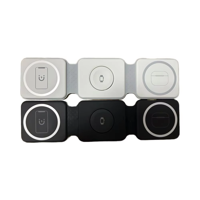 Custom Logo  3-in-1 Foldable Magnetic Wireless Charger Stand for iPhone and for Apple Watch Small US Socket Standard for Travel
