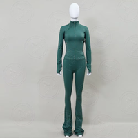 Ensembles de vêtements de sport pour femmes avec logo personnalisé, vente en gros, veste en nylon couleur automne-hiver avec trou pour le pouce, leggings de yoga, ensemble d'entraînement pour femmes