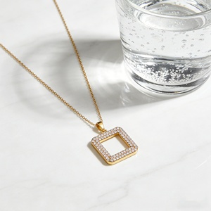 Collar de Latón con Baño de Oro 18K para Mujer, Cadena de Eslabones con Marco Cuadrado y Circonitas AAA, Colgante Minimalista, Venta al por Mayor - Product Image 4