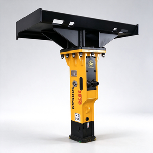Martillo Hidráulico Tipo Caja SOOSAN SB30 con Placa para Minicargadora, Cincel de 53 mm para Excavadoras y Cargadoras de 2-4.5 Toneladas, 1 Año de Garantía - Product Image 1