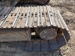 Excavatrice Hyundai 150LC-9 d'occasion, type pelle sur chenilles d'origine, marque coréenne, nouveau design, 15 tonnes, godet de 0,23 m, moteur à vendre - Product Image 4