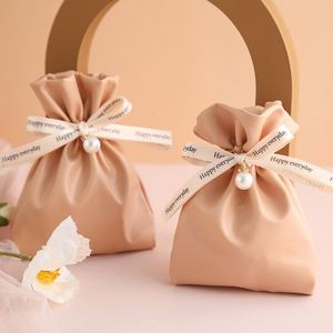 Bolsa de Regalo Azul Premium con Cinta de Perlas, Bolsa de Regalo de Cuero PU Mini de Diseño para Joyería, Dulces y Regalos de Boda - Product Image 3