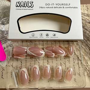 BZ1580 ชุดทำเล็บสำเร็จรูปสำหรับขายส่ง งานเทศกาลบราซิล อุปกรณ์ทำเล็บสำหรับมืออาชีพ ผลิตภัณฑ์ความงามระดับพรีเมียม สไตล์ฝรั่งเศส - Product Image 2