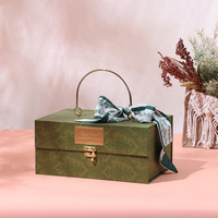 Boîte en forme de livre en carton de luxe personnalisée Boîte cadeau en papier avec poignée pour mariage