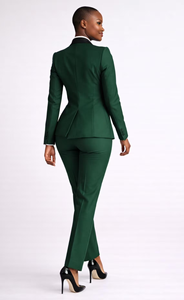 Traje de Esmoquin Verde Esmeralda de Lujo para Mujer con Solapa de Satén, Elegante Traje Formal para Bodas, Fiestas y Eventos Nocturnos - Product Image 2