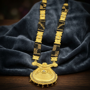 Mangalsutra Largo con Colgante Grande de Piedra AD y Oro de 24K Micronizado, Mangalsutra Tradicional para Novias y Mujeres Casadas, Venta al por Mayor - Product Image 1