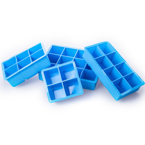 Vassoi Per Cubetti Di Ghiaccio Per Congelatore - Confezione Da 3 Da 42 Cubetti Vassoi Per Ghiaccio In Silicone Facili Da Staccare Con Coperchi A~p117985160