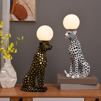 Art grandeur nature abstrait léopard Sculpture avec lampe animaux lampadaires salon hôtel Statue lumière décorative