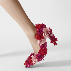 รองเท้าส้นสูงสีสันสดใสประดับดอกไม้สำหรับผู้หญิง ส้นเข็มแบบบาง รองเท้าปั๊มสำหรับงานแต่งงาน งานกลางคืน สไตล์เซ็กซี่ - Product Image 3
