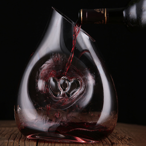 <span class=keywords><strong>Carafe</strong></span> à <span class=keywords><strong>vin</strong></span> rouge transparente en forme de cœur élégante pour les amateurs de <span class=keywords><strong>vin</strong></span> - Product Image 4