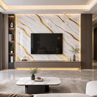 Panneau mural UV effet marbre rayé doré de luxe pour fond de télévision dans le salon