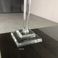 Centres de table de mariage en ZT-568 Décorations de table Grand support de fleurs Conception simple Matériau de poteau en cristal pour la décoration de mariage
