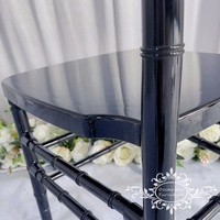 Chaises de salle à manger de mariage Chiavari démissionner noir chaises en plastique de meubles d'événements de banque d'hôtel