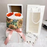Hadiah Hari Ibu & Hari Valentine - Buket Mawar Awet Bergaya dengan Rangkaian Anyelir Klasik Kemasan Mewah