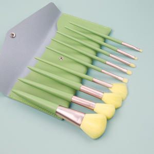 Ensemble de 10 pinceaux de maquillage en nylon ondulé couleur macaron avec étui en PU – Idéal pour les voyages – Manches en plastique pour le visage et les yeux - Product Image 5