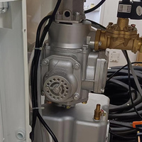 Distributore di Carburante con 2 Ugelli, 3 Prodotti, Precisione 0,25%, 5-55L/min con Sistema di Pagamento RFID per Stazioni di Servizio Premium in Africa