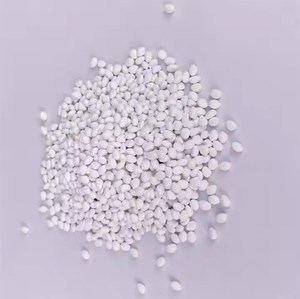 Nhà máy cung cấp 99.99% <span class=keywords><strong>Nano</strong></span> <span class=keywords><strong>Titanium</strong></span> <span class=keywords><strong>Dioxide</strong></span> bột màu trắng 30-50nm TiO2 nanopowder cho gốm sứ tại Trung Quốc với chất lượng tốt nhất (A) - Product Image 1