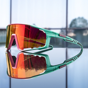 <span class=keywords><strong>2025</strong></span> Windproof phụ nữ người đàn ông thể thao Kính mát thiết kế riêng tùy chỉnh logo của bạn có thể điều chỉnh Miếng đệm mũi unisex Kính mát thể thao thời - Product Image 2