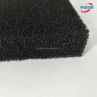 Éponge en mousse de filtre en coton biochimique à haute densité de charbon actif en PU réticulé noir pour les fournitures de filtrage d'aquarium