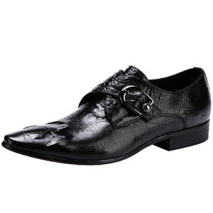 Zapatos de cuero para hombre, personalizados, de nuevo estilo, modernos, formales, casuales, de alta calidad, antideslizantes, resistentes al desgaste y transpirables. - Product Image 2