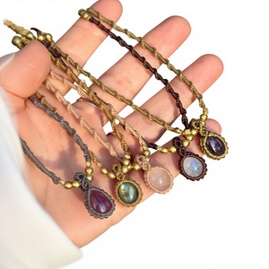 Collier pendentif en macramé fait main avec motif papillon bouddhiste, chaîne en acier inoxydable, unisexe, pour la vente en gros de bijoux - Product Image 1