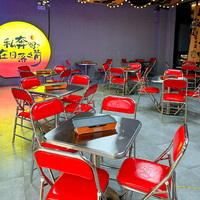 Meubles de restaurant de style industriel, table à manger en acier inoxydable avec chaises pliantes
