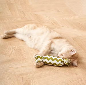 Juguetes Interactivos para Gatos con Catnip, Almohada de Tela Suave con Sonido, Juguetes para Gatitos con Catnip para Masticar, Juguetes para Gatos con Forma de Caramelo - Product Image 3