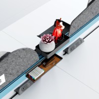 Poste de travail de bureau pour 4 personnes avec cloison acoustique en feutre et système de gestion des câbles