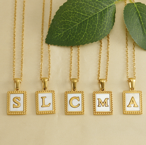 Precio de fábrica barato letra K collar joyería iniciales letra Collar chapado en oro <span class=keywords><strong>2023</strong></span> - Product Image 3