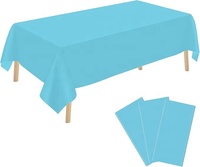 Nappes en PE résistantes pour événements, housses de table en plastique jetables imperméables pour mariages et banquets avec livraison rapide