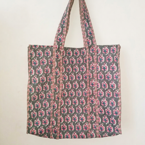 Sac fourre-tout en coton matelassé gris bohème avec imprimé floral, style bohème, sac à main décontracté d'été avec fermeture éclair pour femmes - Product Image 1