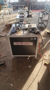 Máy Cưa Cắt Khung 45 Độ Và 90 Độ Bằng Nhôm Cửa Sổ Máy Cắt Góc - Product Image 3