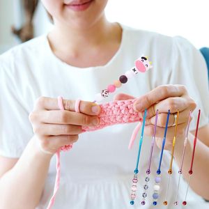6-Màu Beadable Móc Móc & Nhôm Kim Đan Set Với Tiêu Điểm Hạt Cho DIY Handmade Đan Thủ Công Mỹ Nghệ - Product Image 4