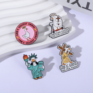 Pin de Esmalte con Diseño de Ganso Cristiano, Broche con la Frase 'God Is the Siliest Goose', Joyería Religiosa, Regalo - Product Image 2