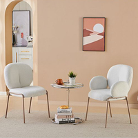 Chaise de maquillage de luxe chambre coiffeuse moderne petite unité haut de gamme agneau laine de mouton crème femme dossier chaise de salle à manger