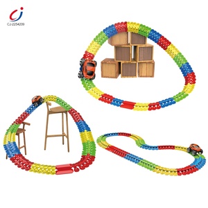 92 Piezas <span class=keywords><strong>de</strong></span> <span class=keywords><strong>Pista</strong></span> <span class=keywords><strong>de</strong></span> Carreras Flexible 3D Creativa para Armar, <span class=keywords><strong>Pista</strong></span> <span class=keywords><strong>de</strong></span> Carreras con Luces LED y <span class=keywords><strong>Coches</strong></span> <span class=keywords><strong>de</strong></span> Carreras Intercambiables - Product Image 2